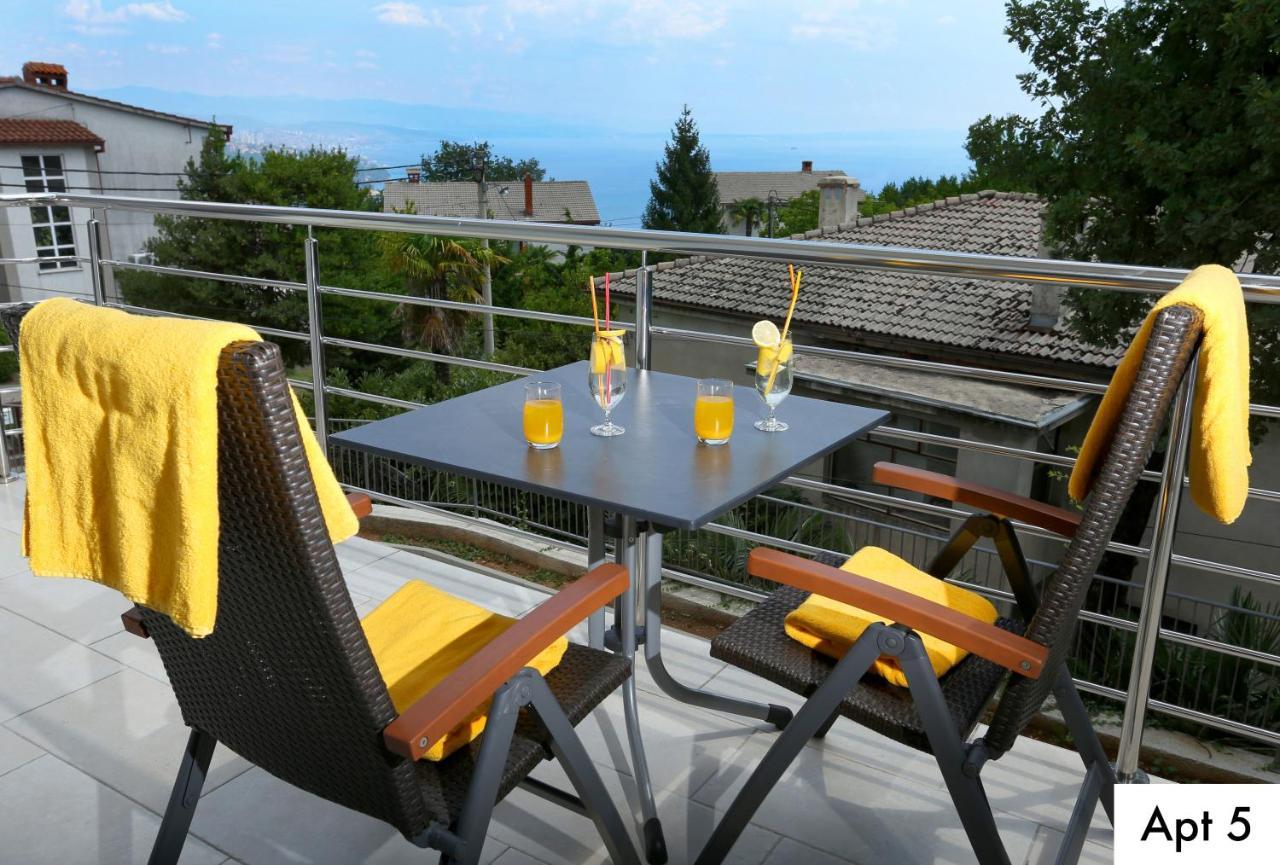Villa Dragi With Pool, Sauna, & Whirlpool 奥帕提亚 外观 照片