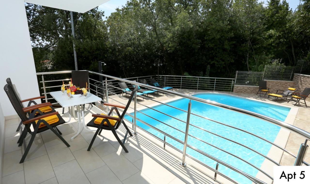 Villa Dragi With Pool, Sauna, & Whirlpool 奥帕提亚 外观 照片