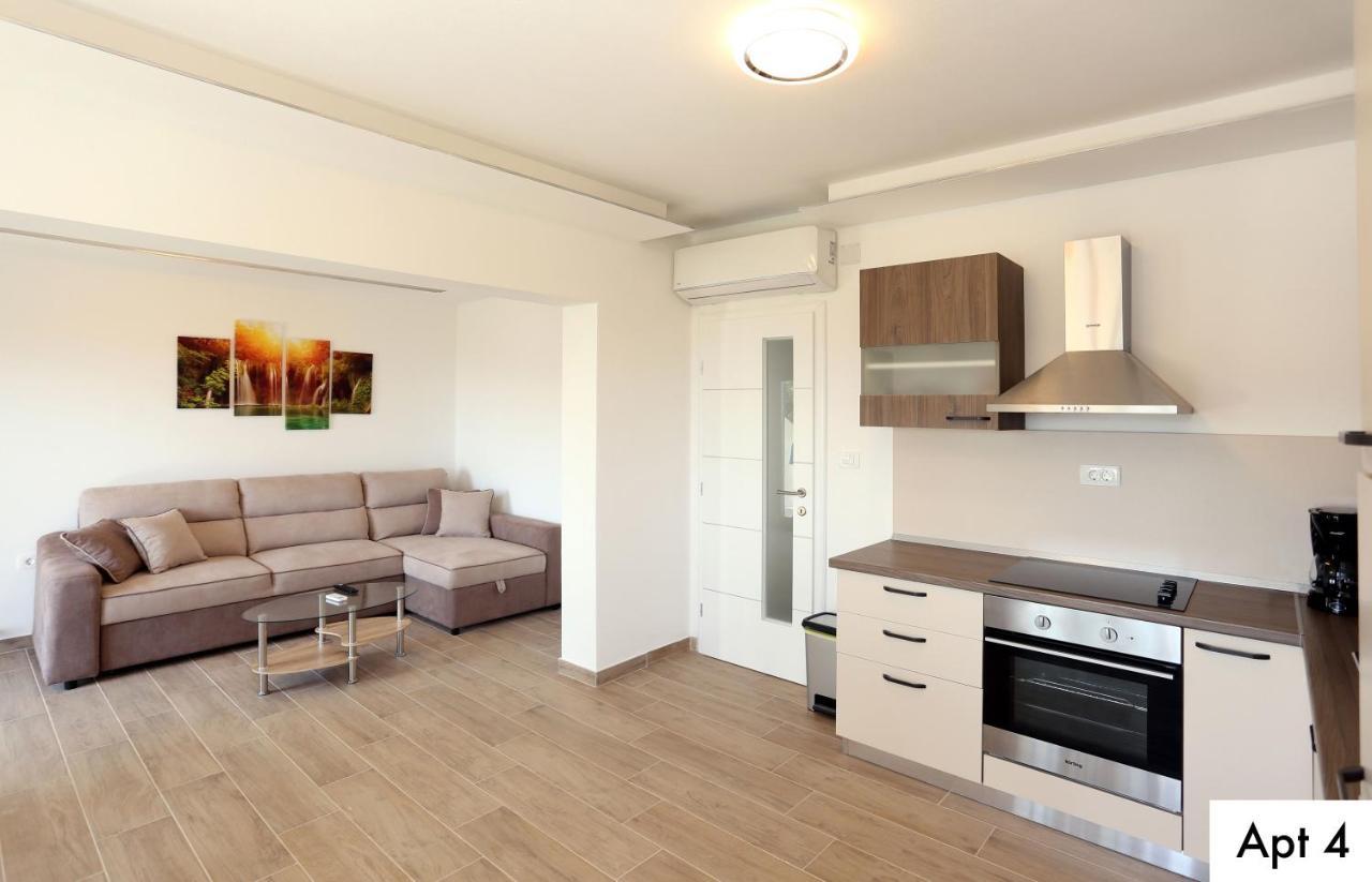 Villa Dragi With Pool, Sauna, & Whirlpool 奥帕提亚 外观 照片