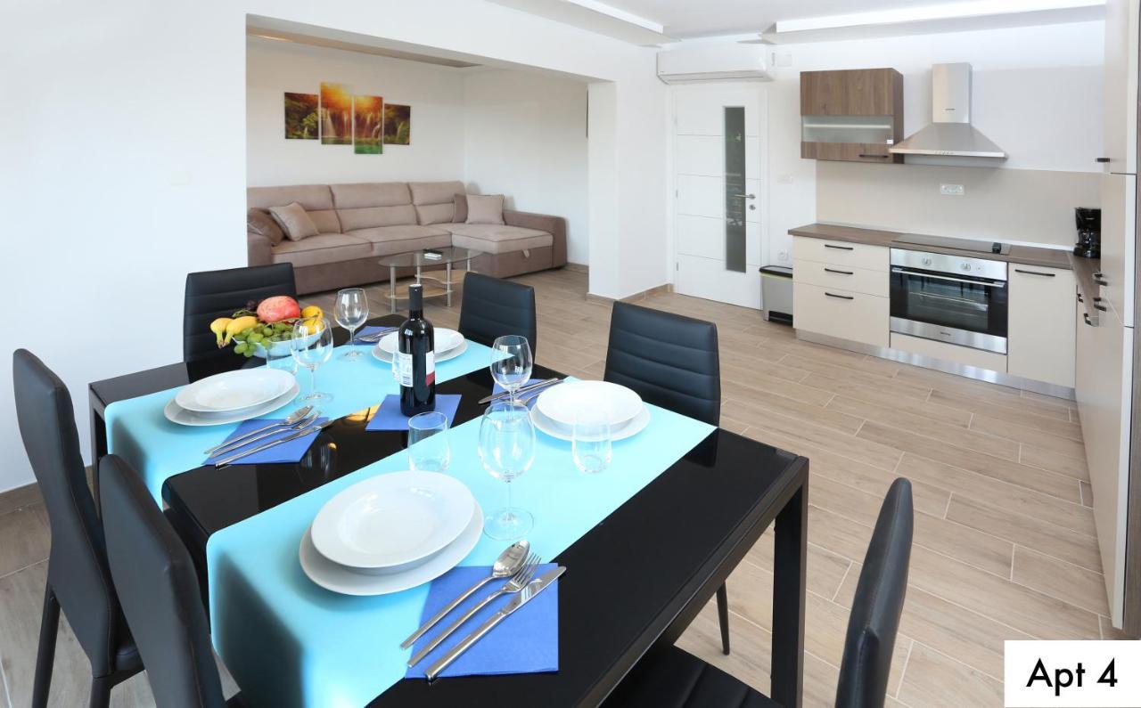 Villa Dragi With Pool, Sauna, & Whirlpool 奥帕提亚 外观 照片