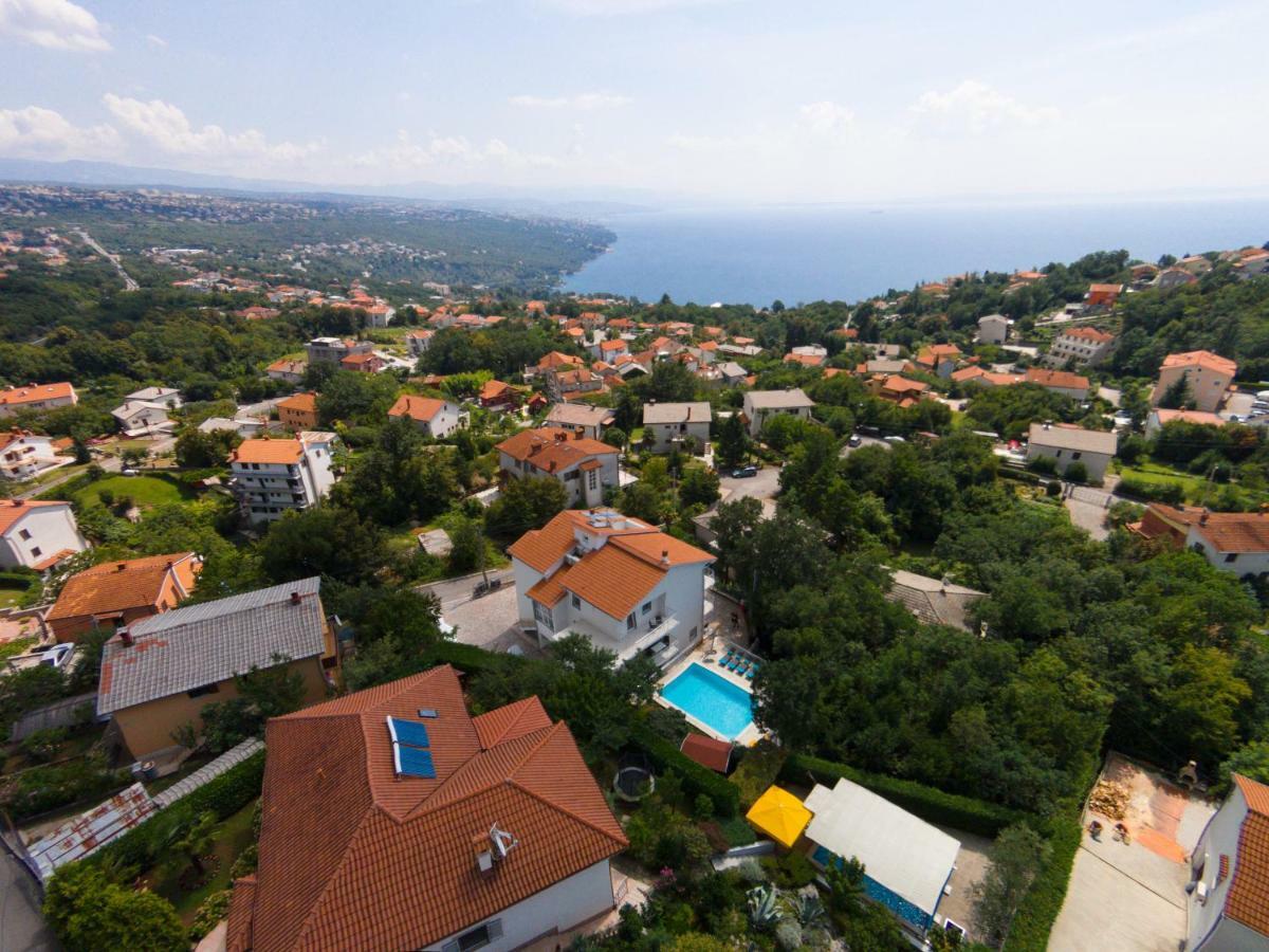 Villa Dragi With Pool, Sauna, & Whirlpool 奥帕提亚 外观 照片